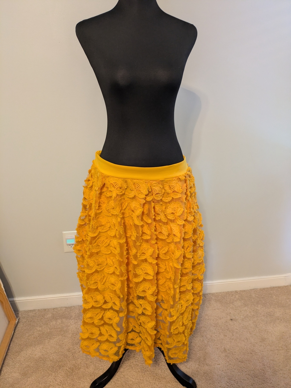 NY&C Marigold Floral Applique Layered Midi Skirt Size 2X **FLAW**